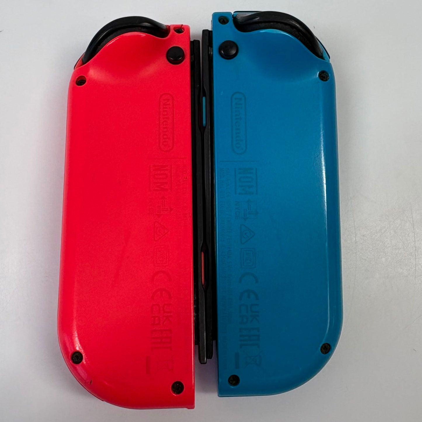 Nintendo Switch OLED Video Game Console HEG-001 Red/Blue