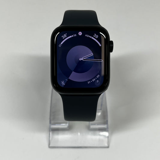 GPS Only Apple Watch SE 2nd Gen 44MM Black Aluminum Black Sport Band A2723