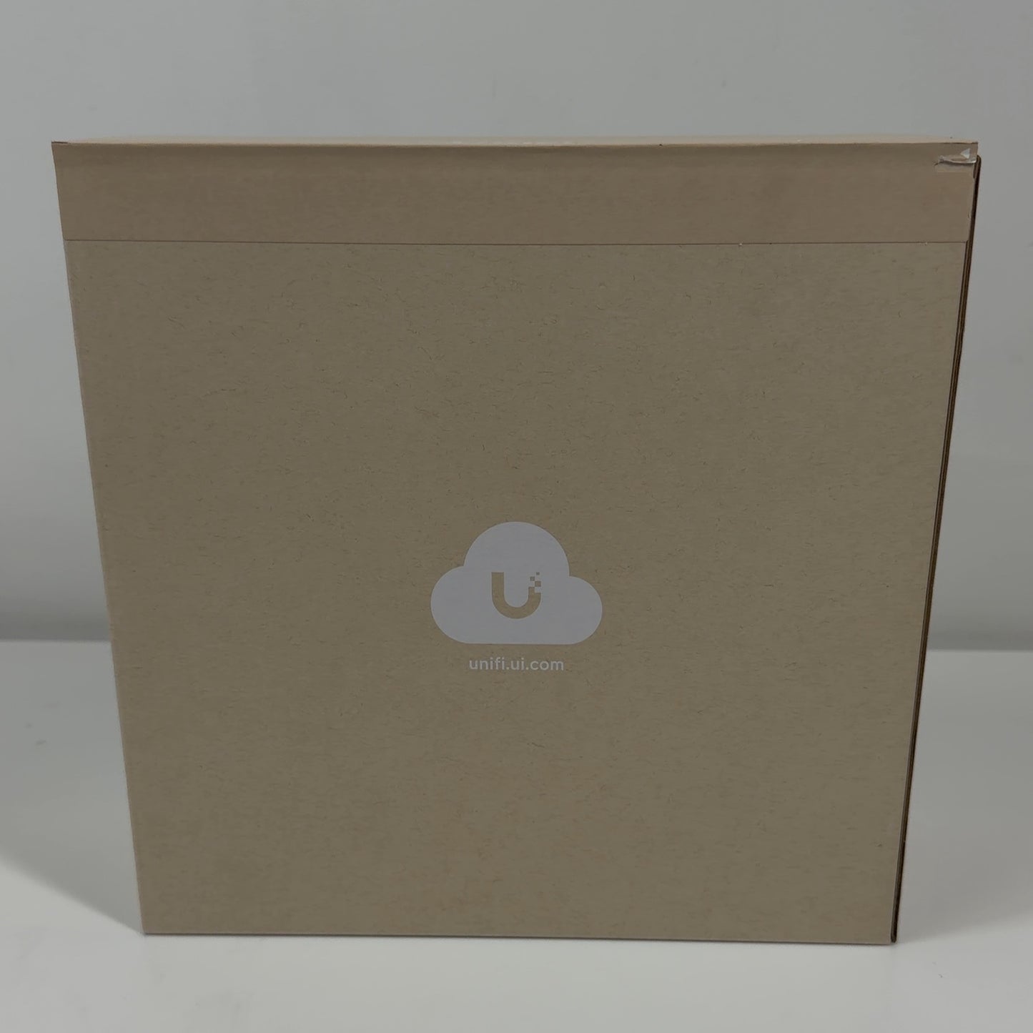 New Ubiquiti Unifi U7 Mesh Wireless Access Point U7-Pro-Max-US Unclaimed
