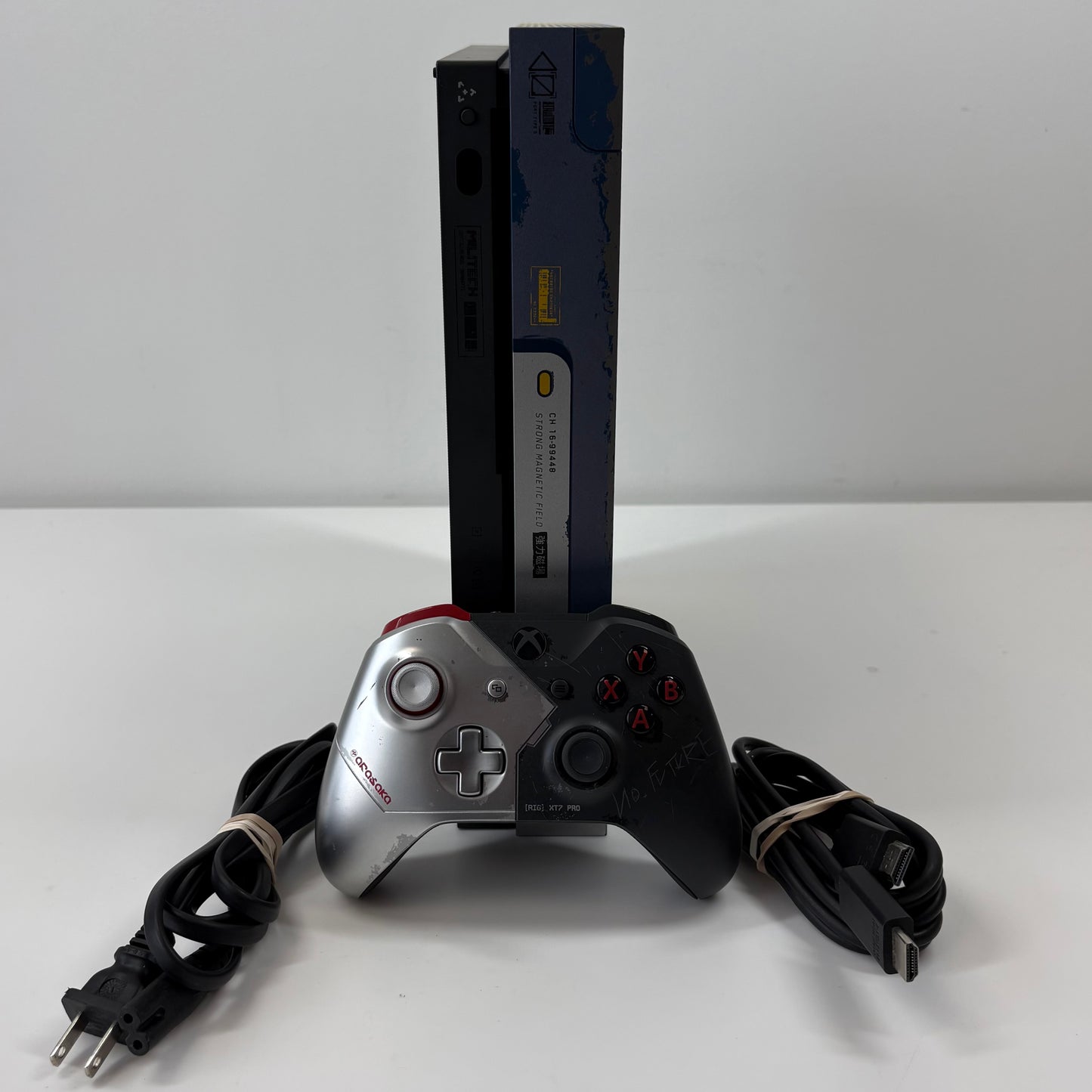 Microsoft Xbox One X 1TB Console Gaming System Cyberpunk 2077 1787