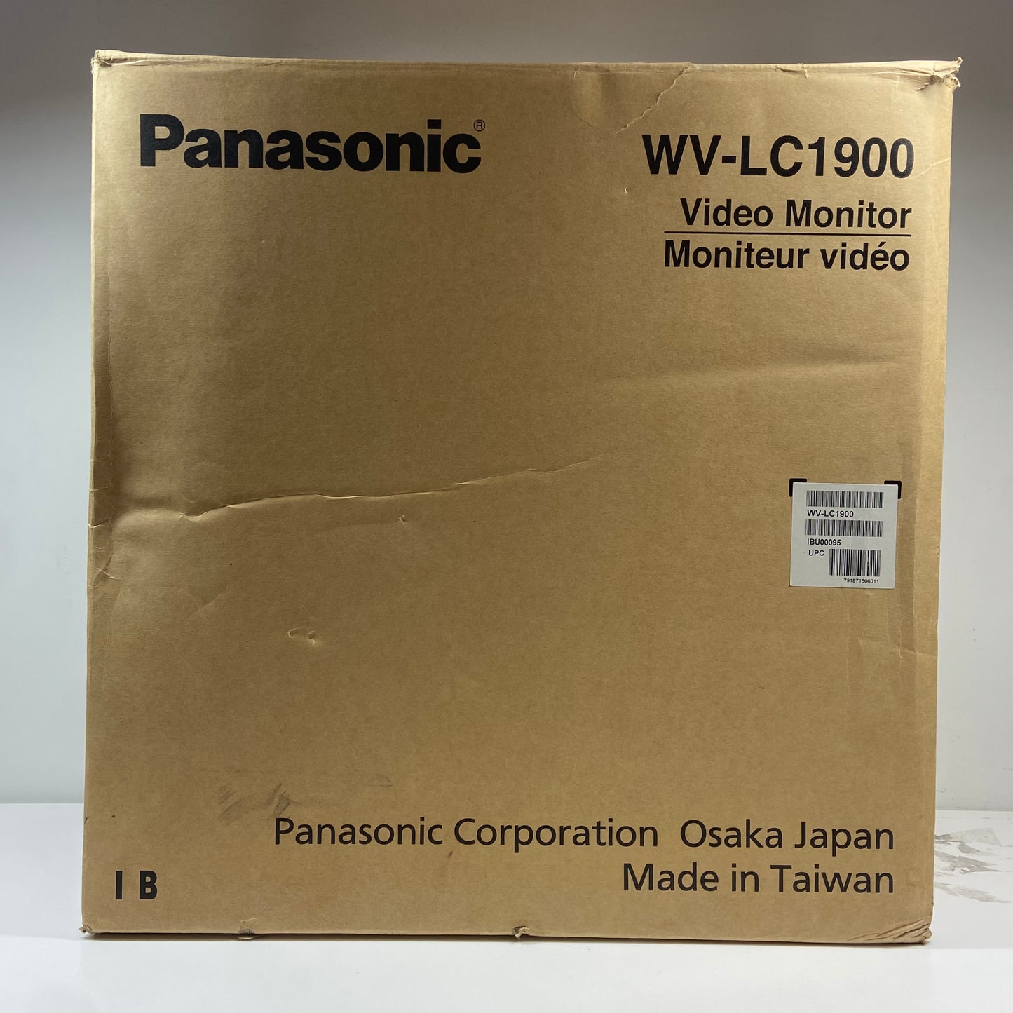 New Panasonic Video Monitor WV-LC1900