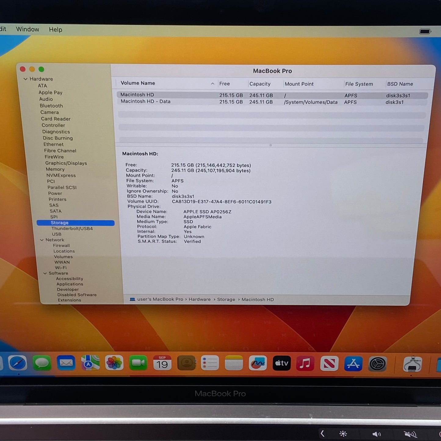 2022 Apple MacBook Pro 13" M2 10C GPU 3.5GHz 8GB RAM 256GB SSD A2338