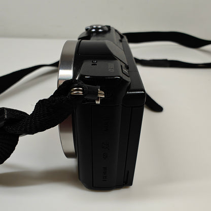 Sony Alpha A5000 20.1MP Mirrorless Digital Camera