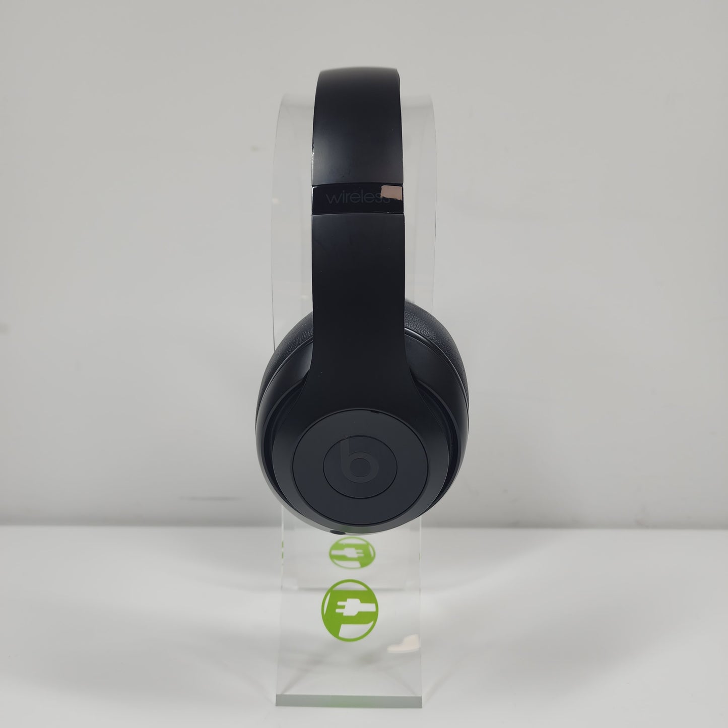 Beats Studio3 Wireless Over-Ear Bluetooth Headphones Black