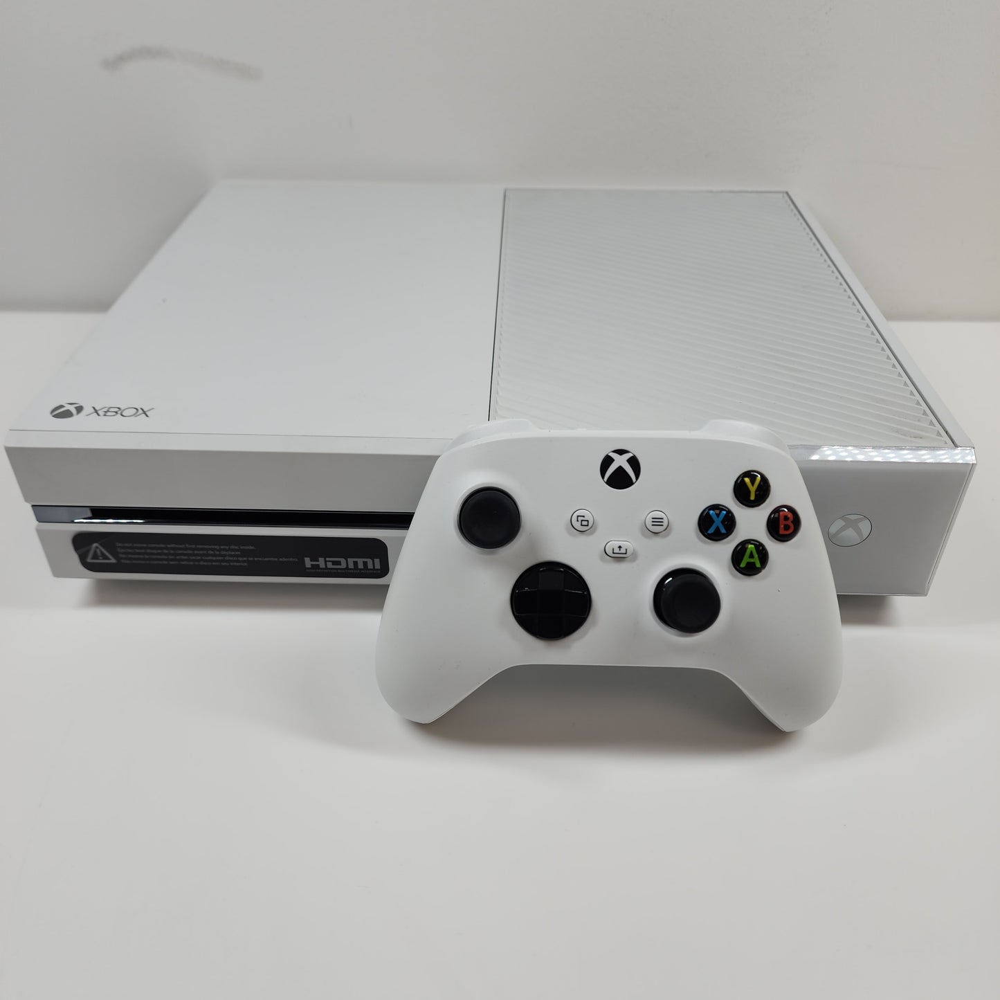 Microsoft Xbox One 500GB Console Gaming System White 1540