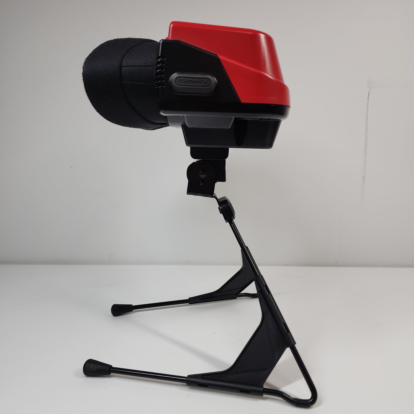 Nintendo Virtual Boy Video Game Console VUE-001 Red/Black